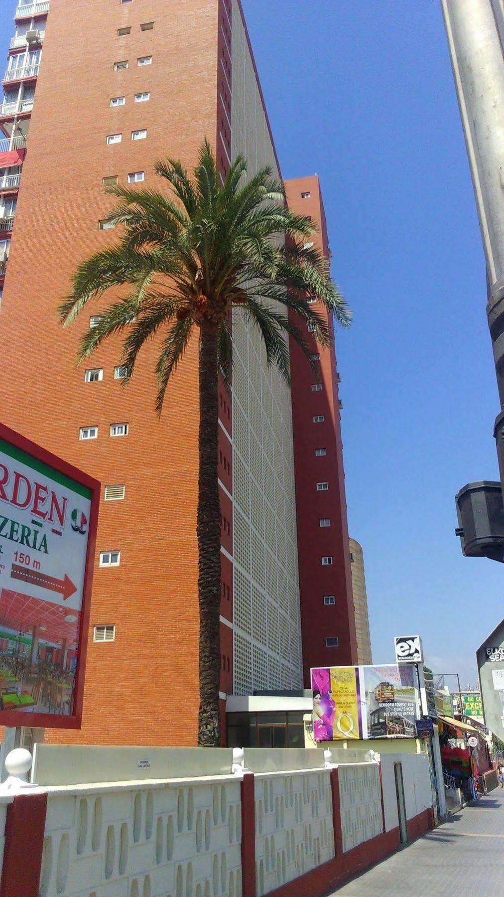 Blue Sky Apartment Benidorm Eksteriør bilde
